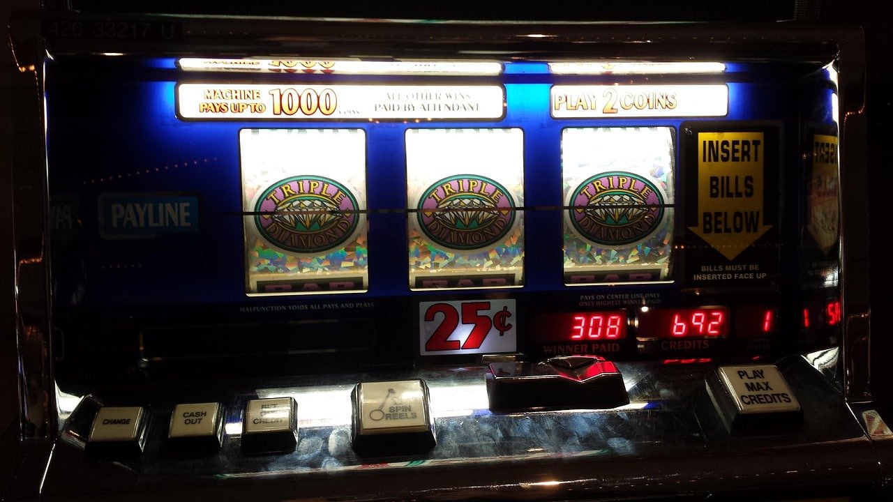 n57 Casino ဆုငွေထုတ်ယူနေသောမြင်ကွင်း — KBZPay Wave Money ဖြင့် မြန်ဆန်သောငွေထုတ်